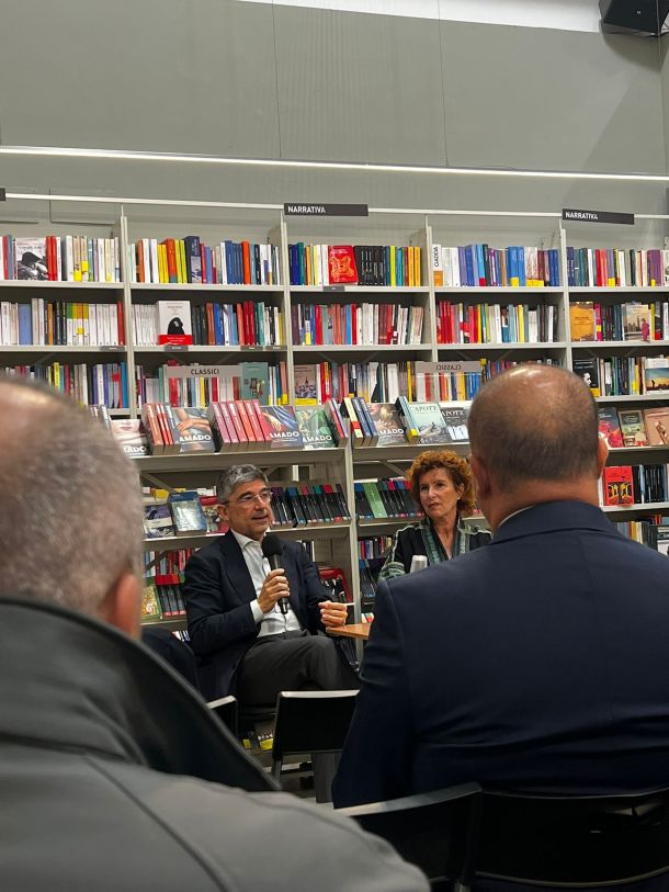 Presentazione del libro “M’importa di Te, sul Sentiero della Leadership Rotonda”